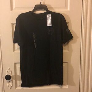 Under Armour Short Sleeve Shirt